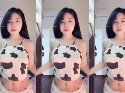 Xem video: Mới tậu được quả áo ngực cosplay bò sữa